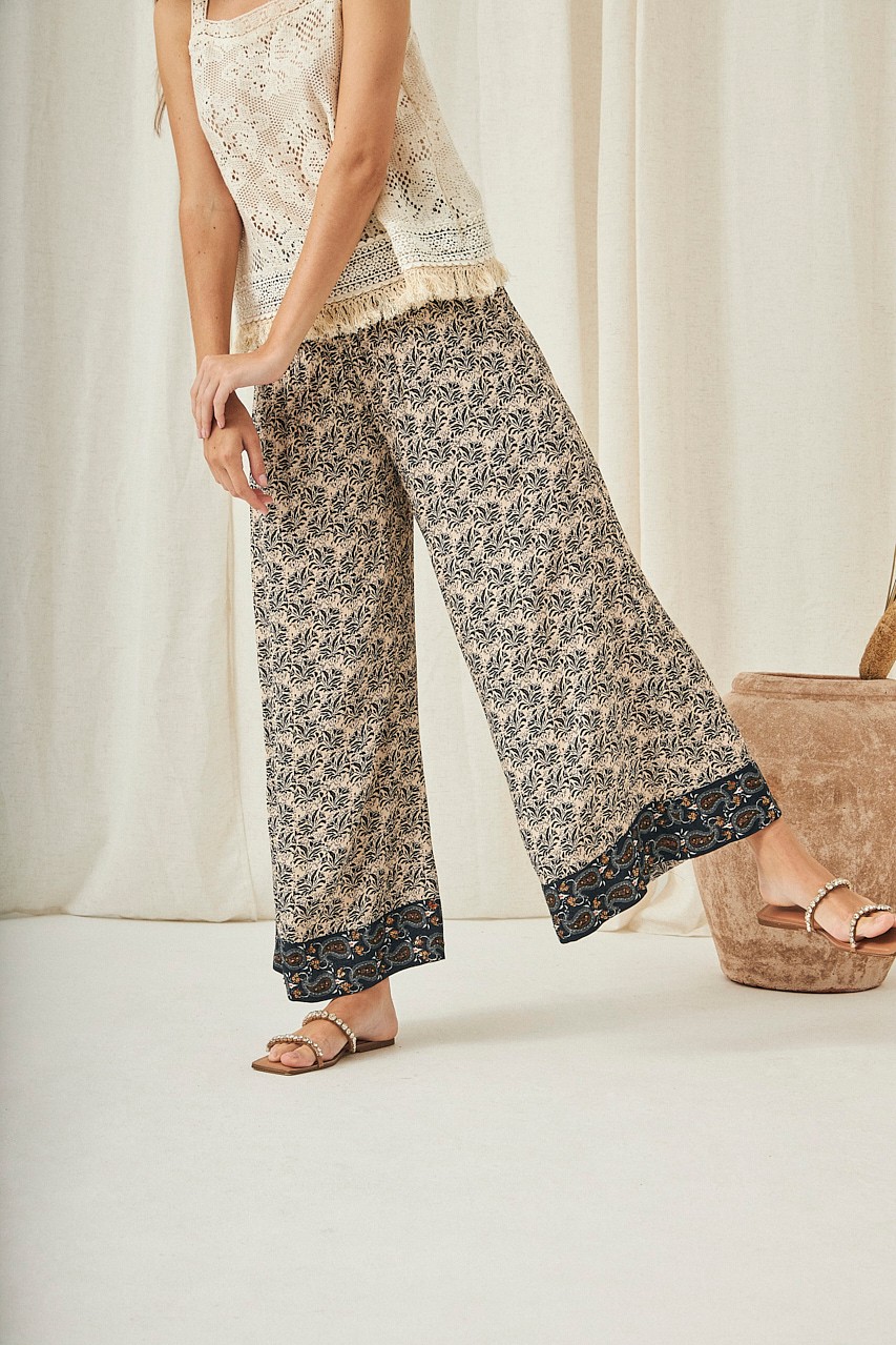 FLORAL LOOSE TROUSERS 2