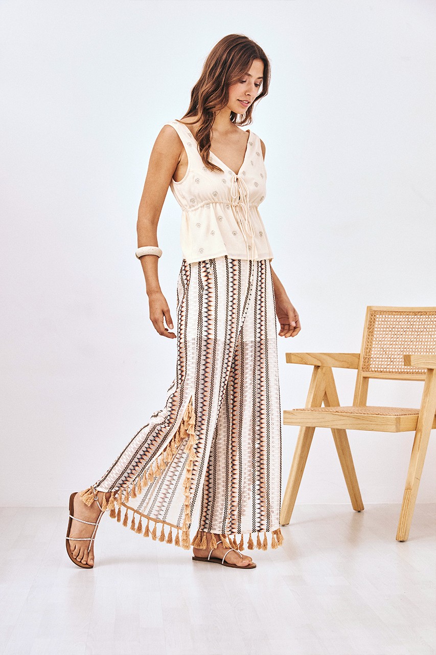 EMBROIDERED MOTIFS TOP 1