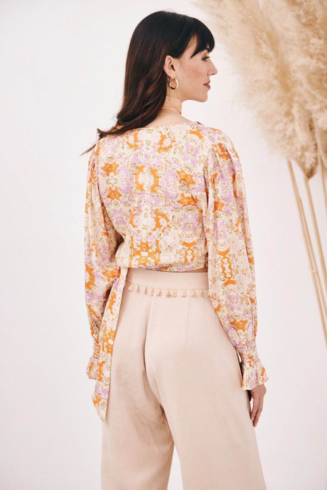 BLUSA ANUDADA ESTAMPADA 2