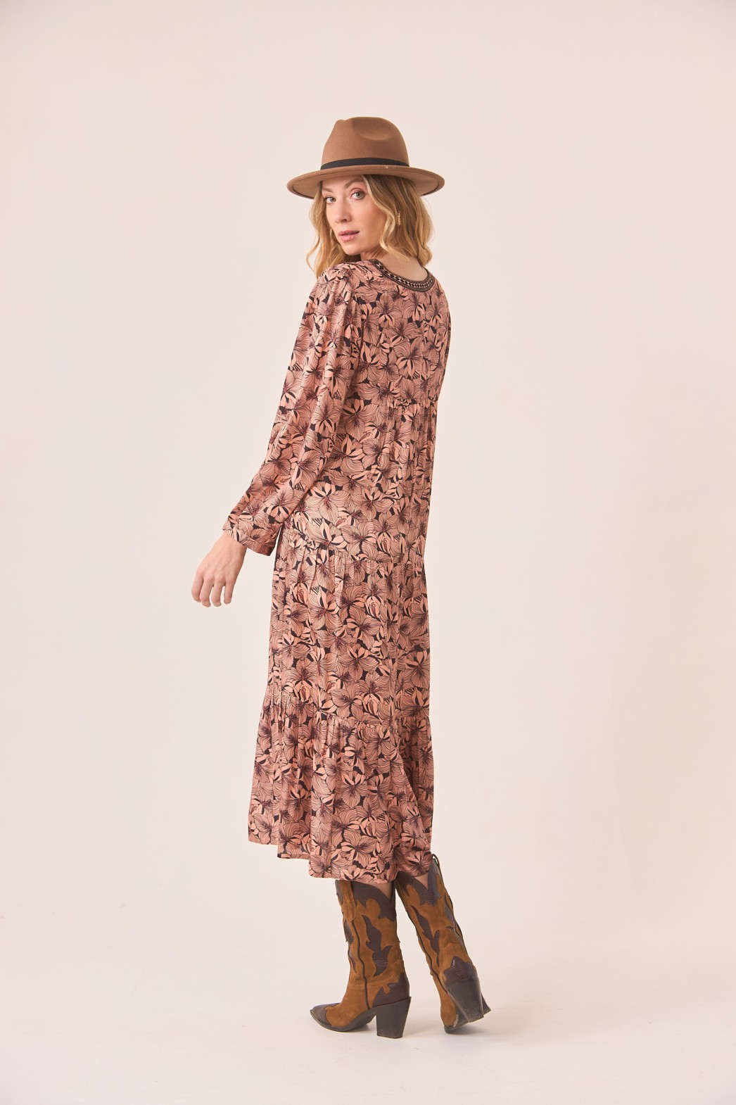 VESTIDO MIDI FLORES RETRO