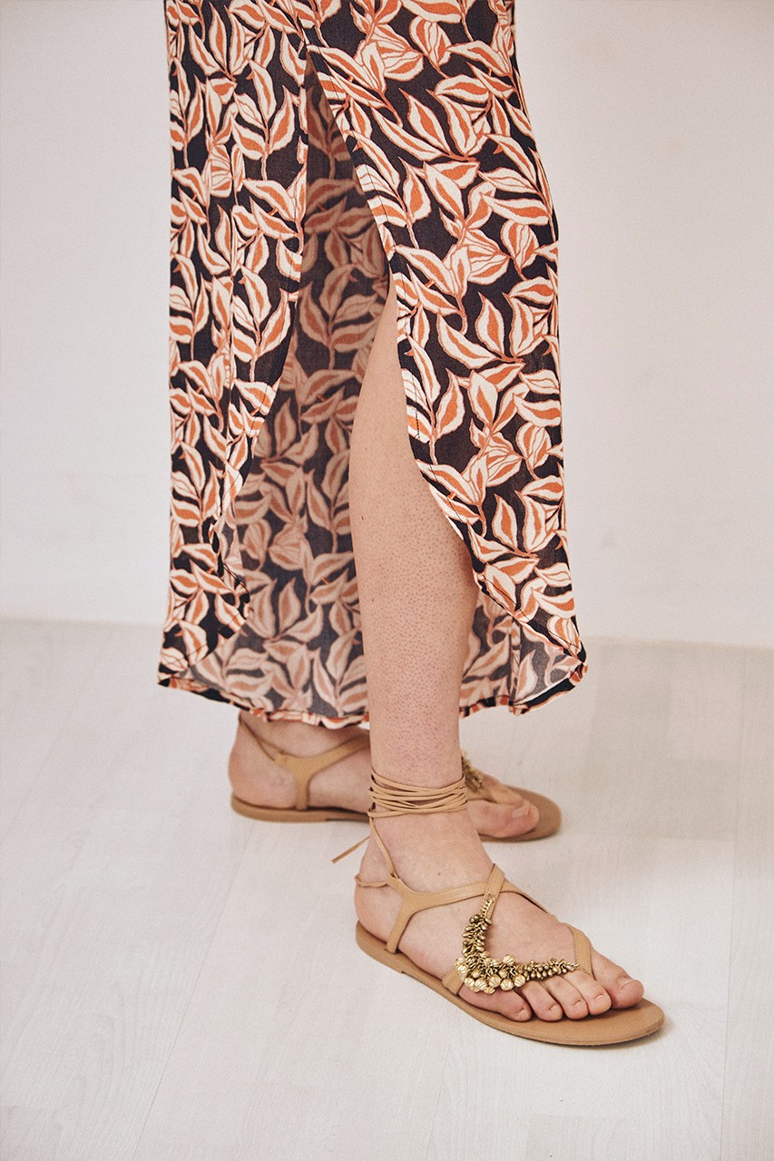 LEAVES ANKLE-LENGTH PANTS