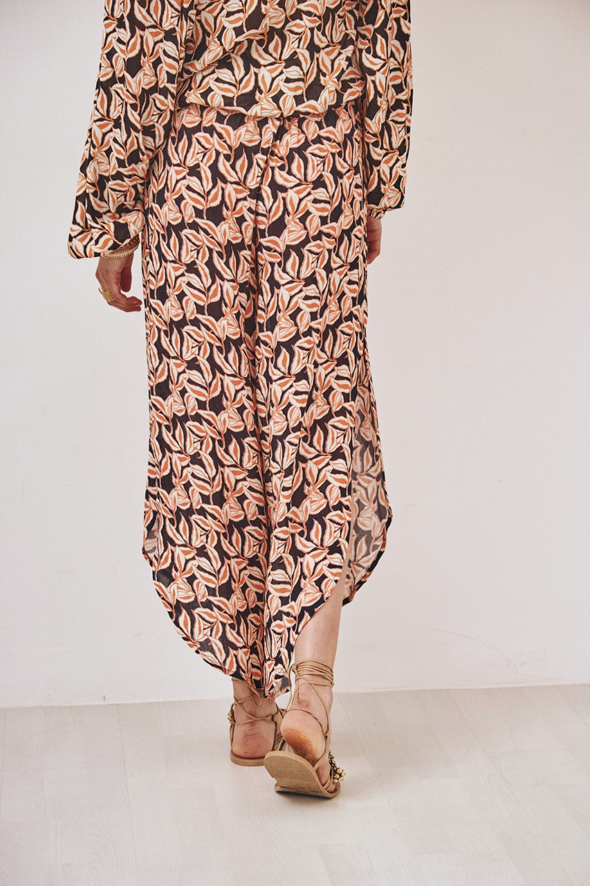 LEAVES ANKLE-LENGTH PANTS