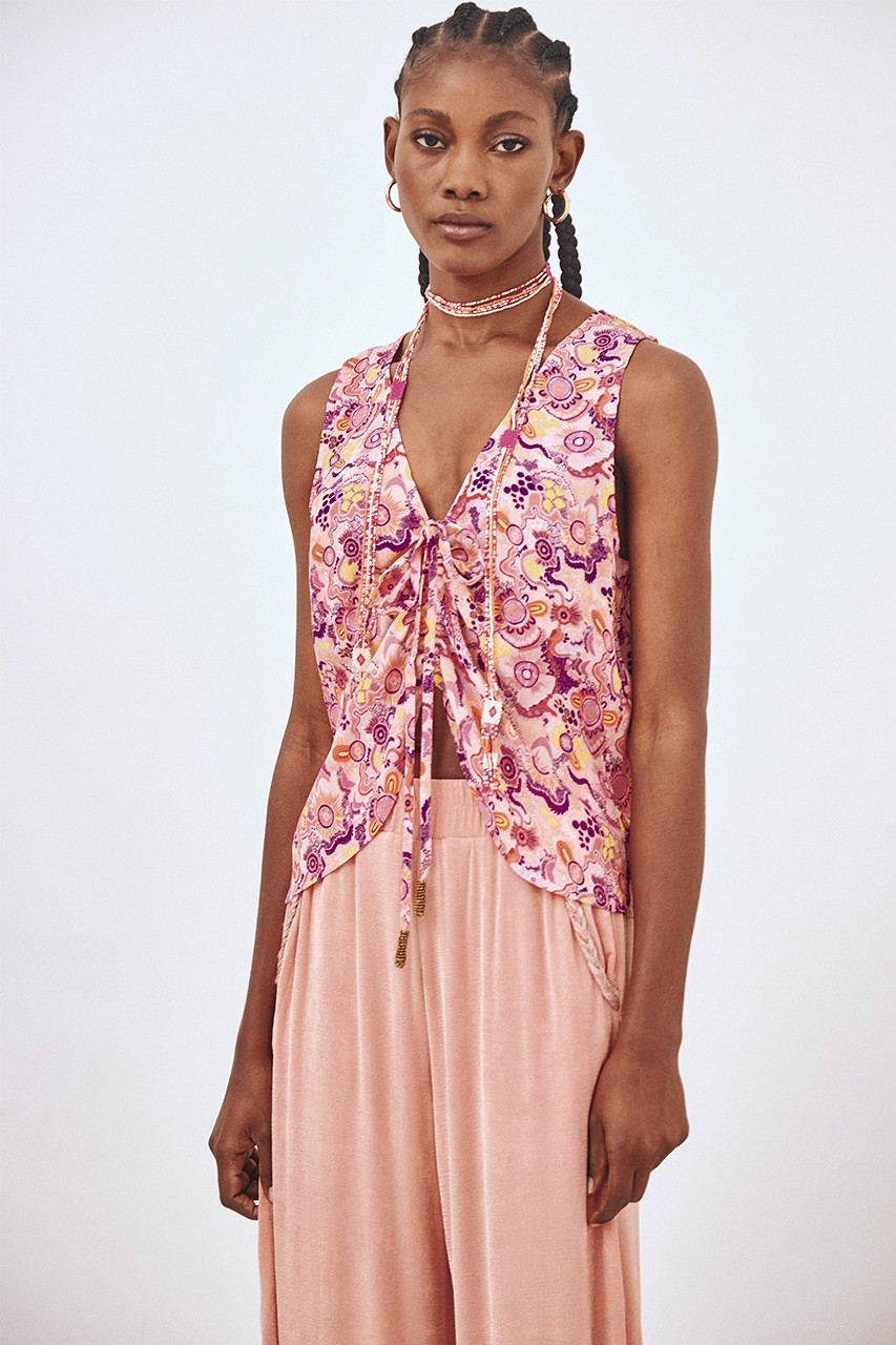 KNOTTED GATHERED TOP