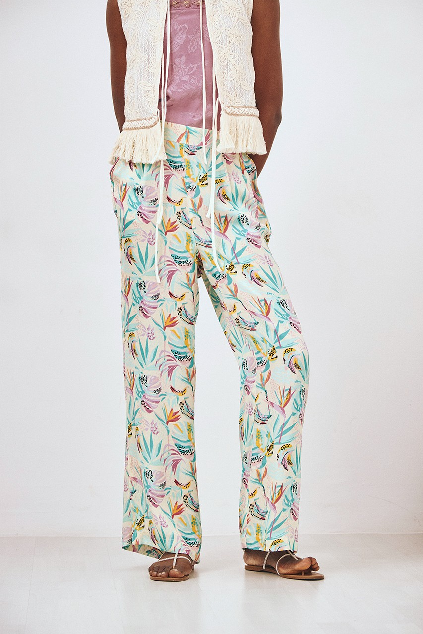 PANTALÓN ESTAMPADO BOLSILLOS