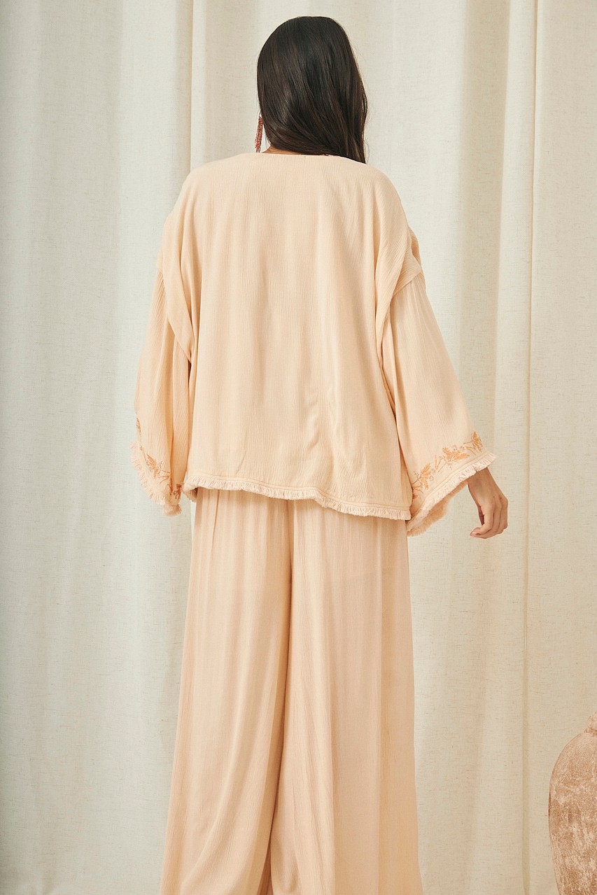 EMBROIDERED 3/4 SLEEVE KIMONO 3