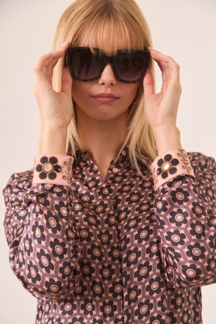 BLUSA CAMISERA FLORES RETRO