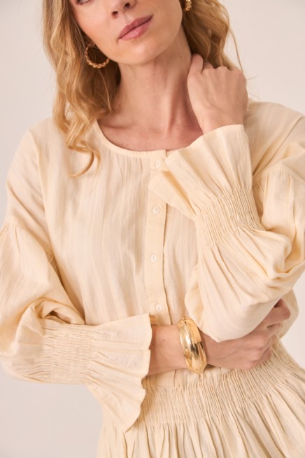 BLUSA DE ALGODÓN CON PUÑO Y CINTURA NIDO ABEJA