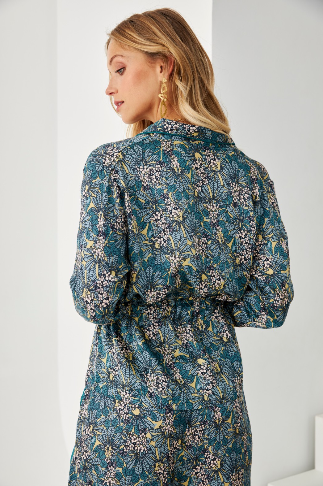 BOTANICAL PRINTED KIMONO