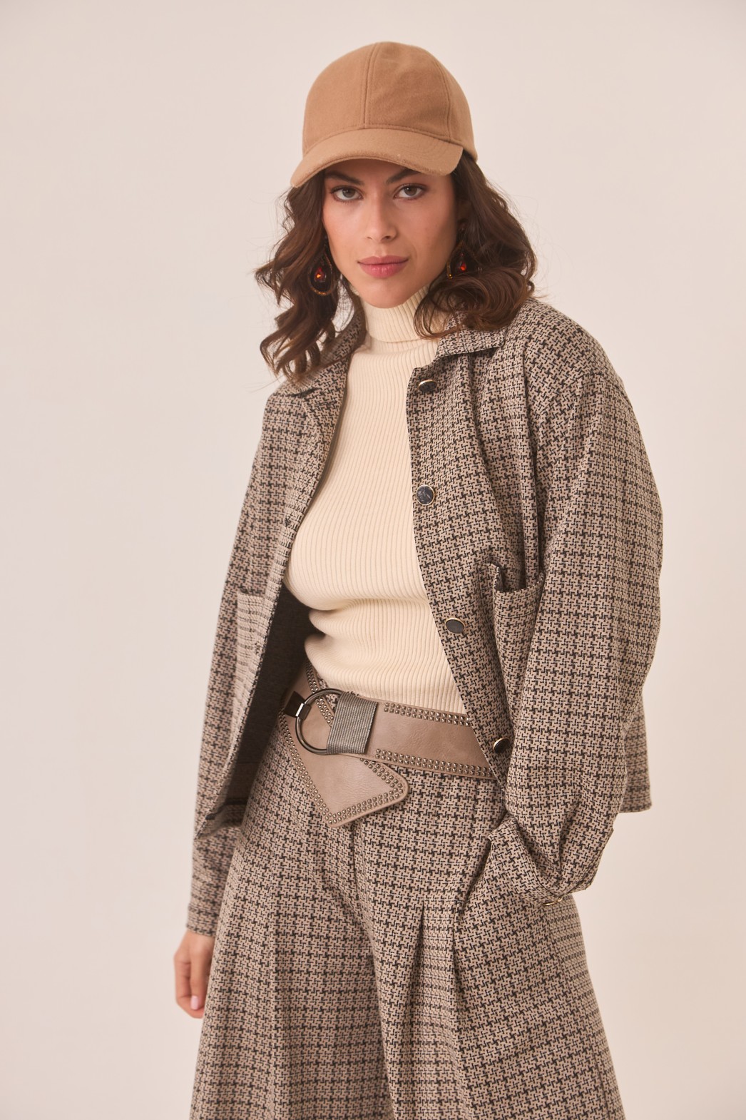 CHAQUETA DE PUNTO ESTAMPADO PATA DE GALLO BOLSILLOS PARCHE