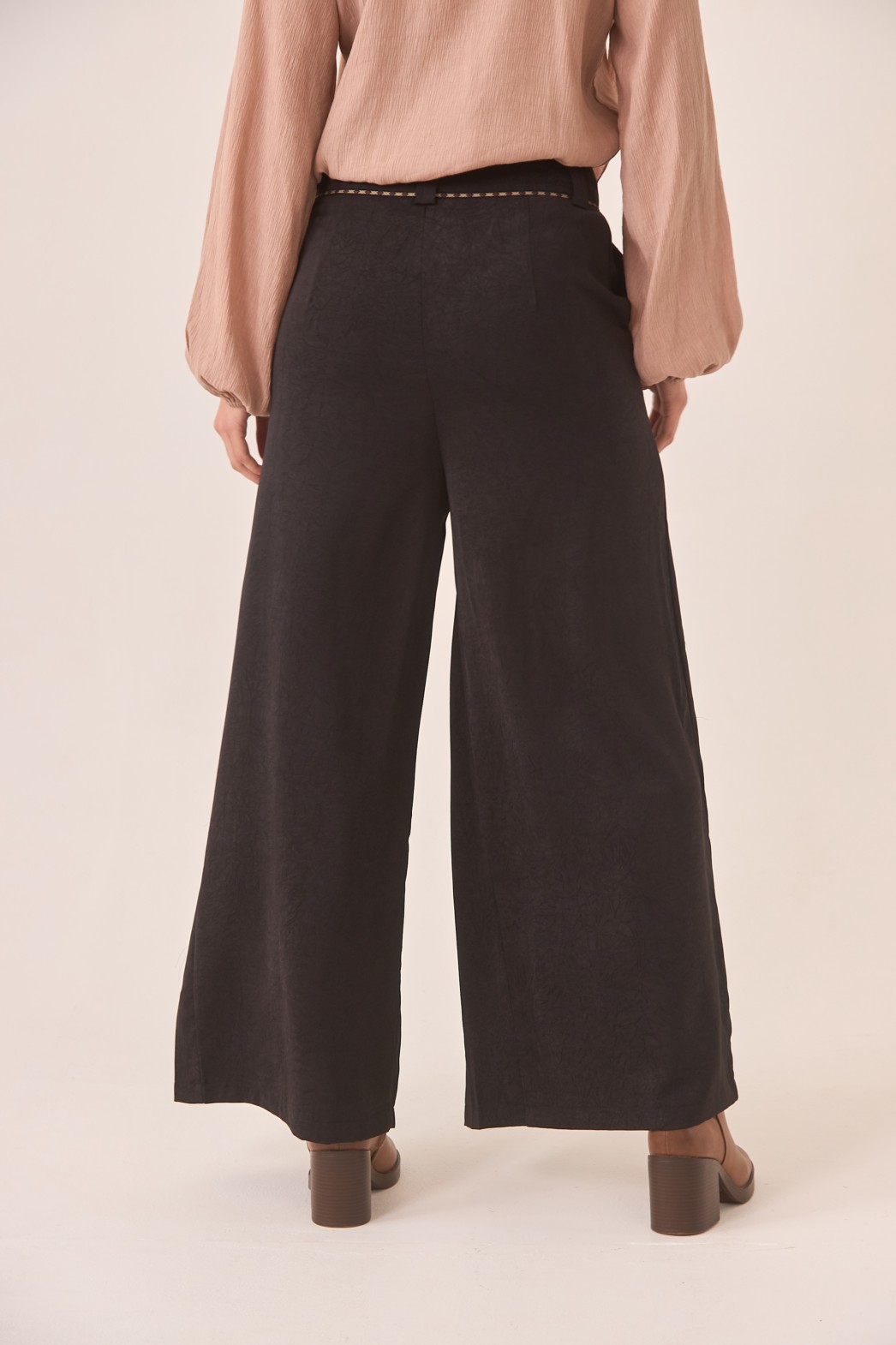 PANTALÓN PINZAS WIDE LEG 1
