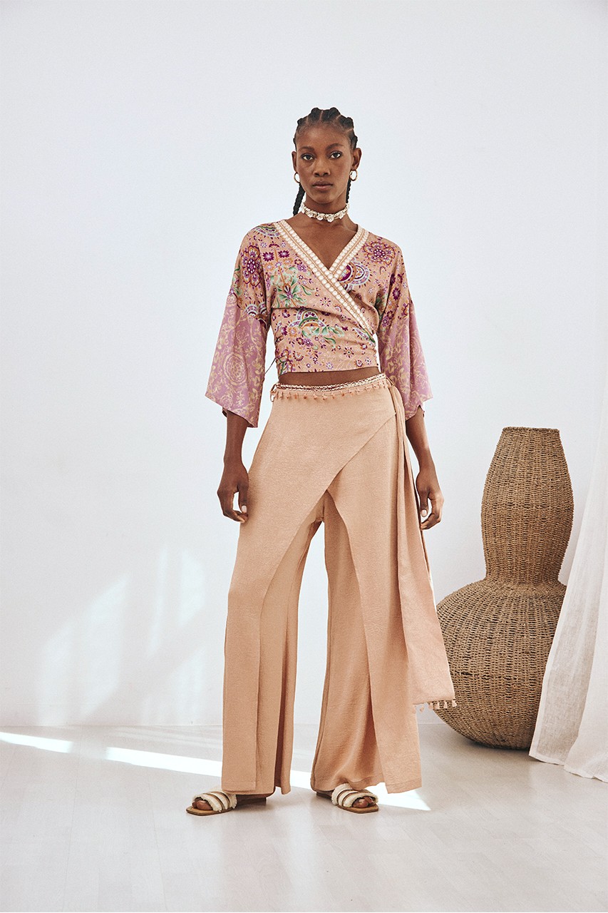 BLUSA CRUZADA FLORES 1