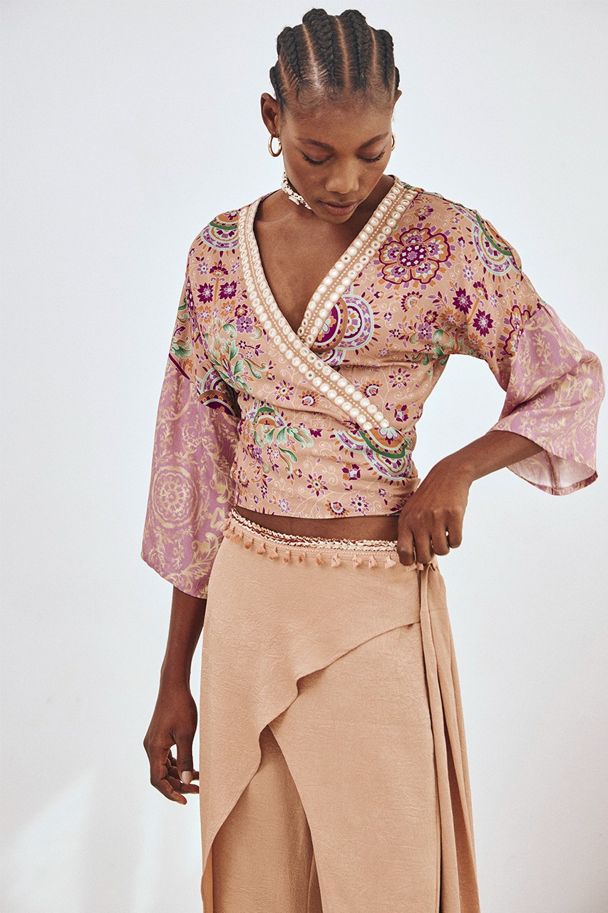 BLUSA CRUZADA FLORES