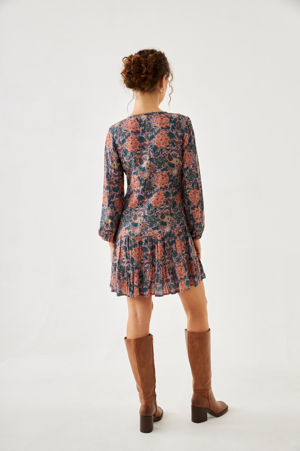 VESTIDO CORTO PLISADO FLORES