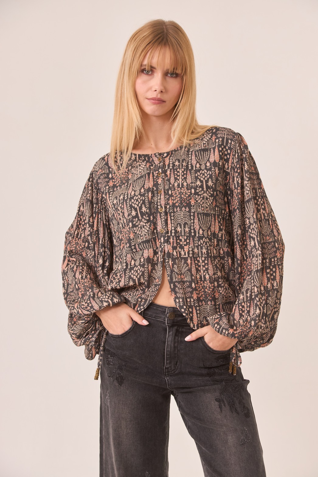 BLUSA VISCOSA ESTAMPADA MANGA GLOBO