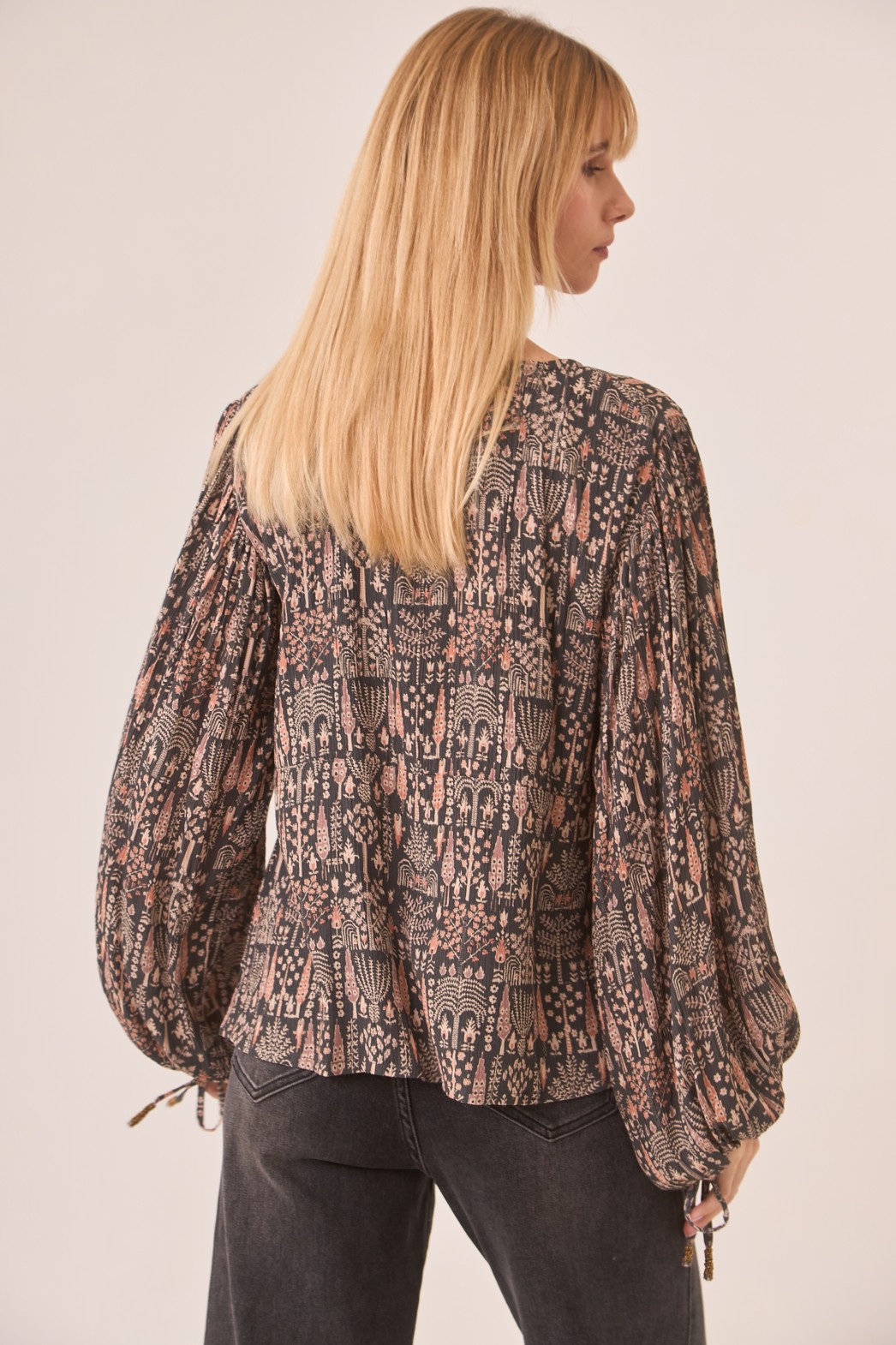 BLUSA VISCOSA ESTAMPADA MANGA GLOBO 3