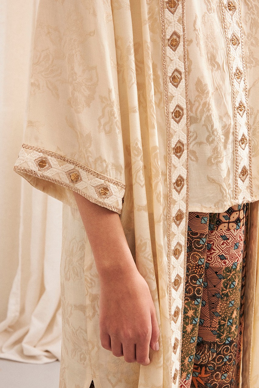 EMBROIDERED MIDI KIMONO