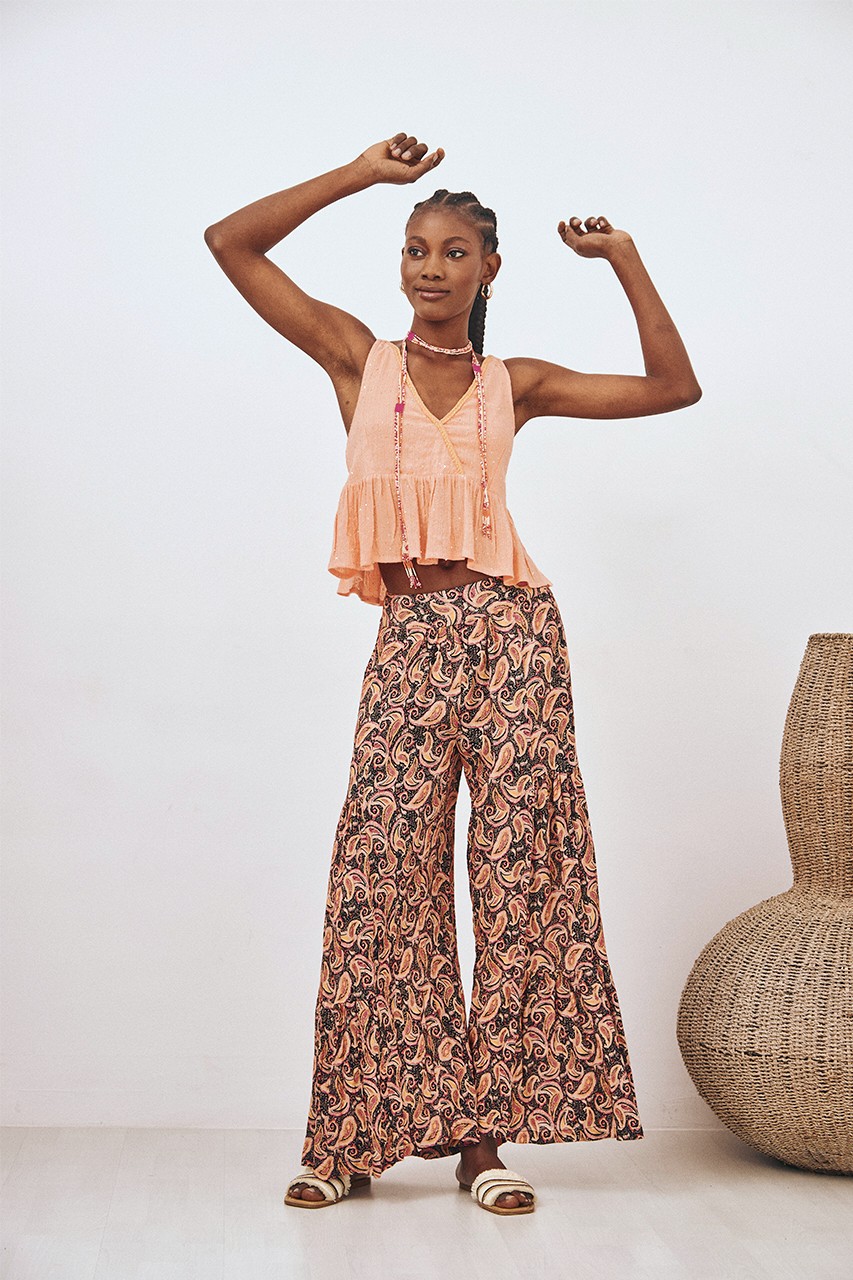 PAISLEY FLOWING PANTS