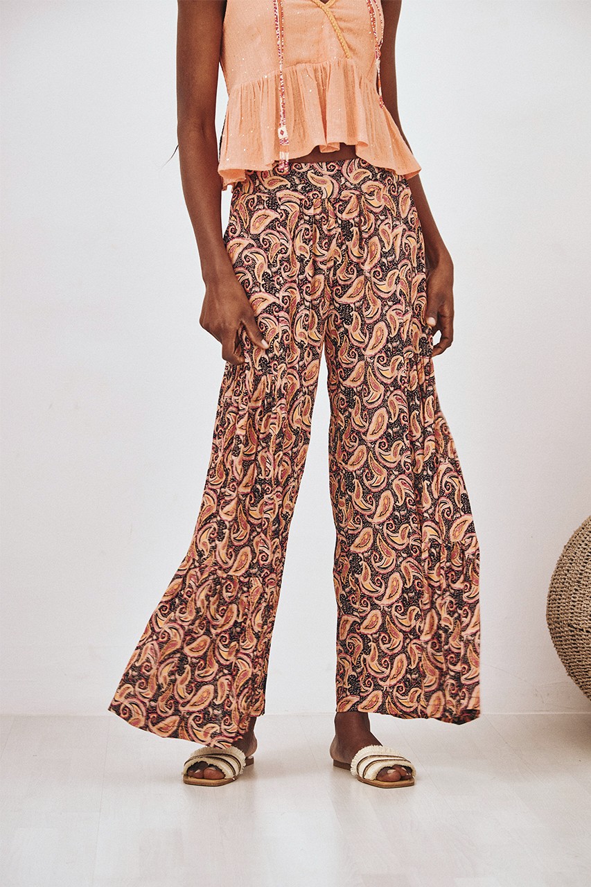 PAISLEY FLOWING PANTS