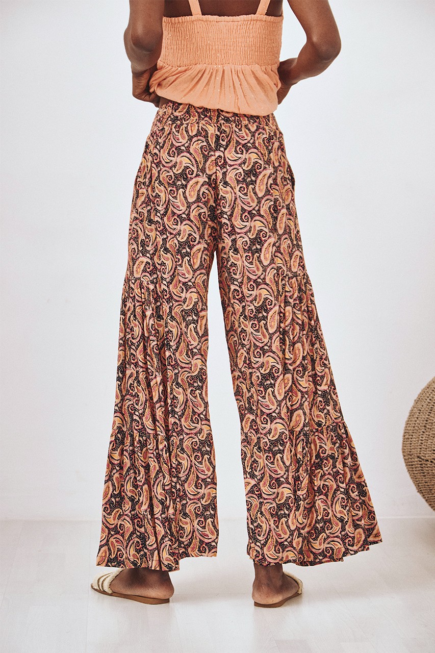 PAISLEY FLOWING PANTS