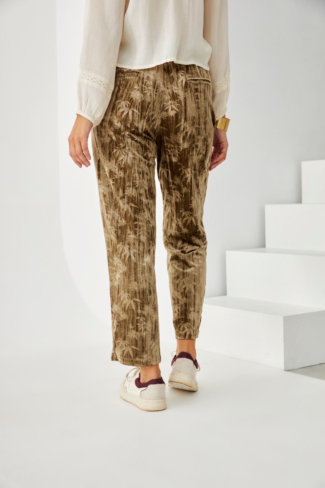 PANTALÓN JOGGING TERCIOPELO PALMERITAS KHAKI 2