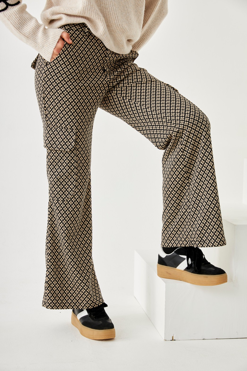PANTALON COMFORT JACQUARD PUNTO 1