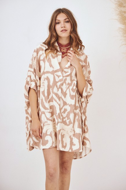 BLUSA CAMISERA TRAZOS