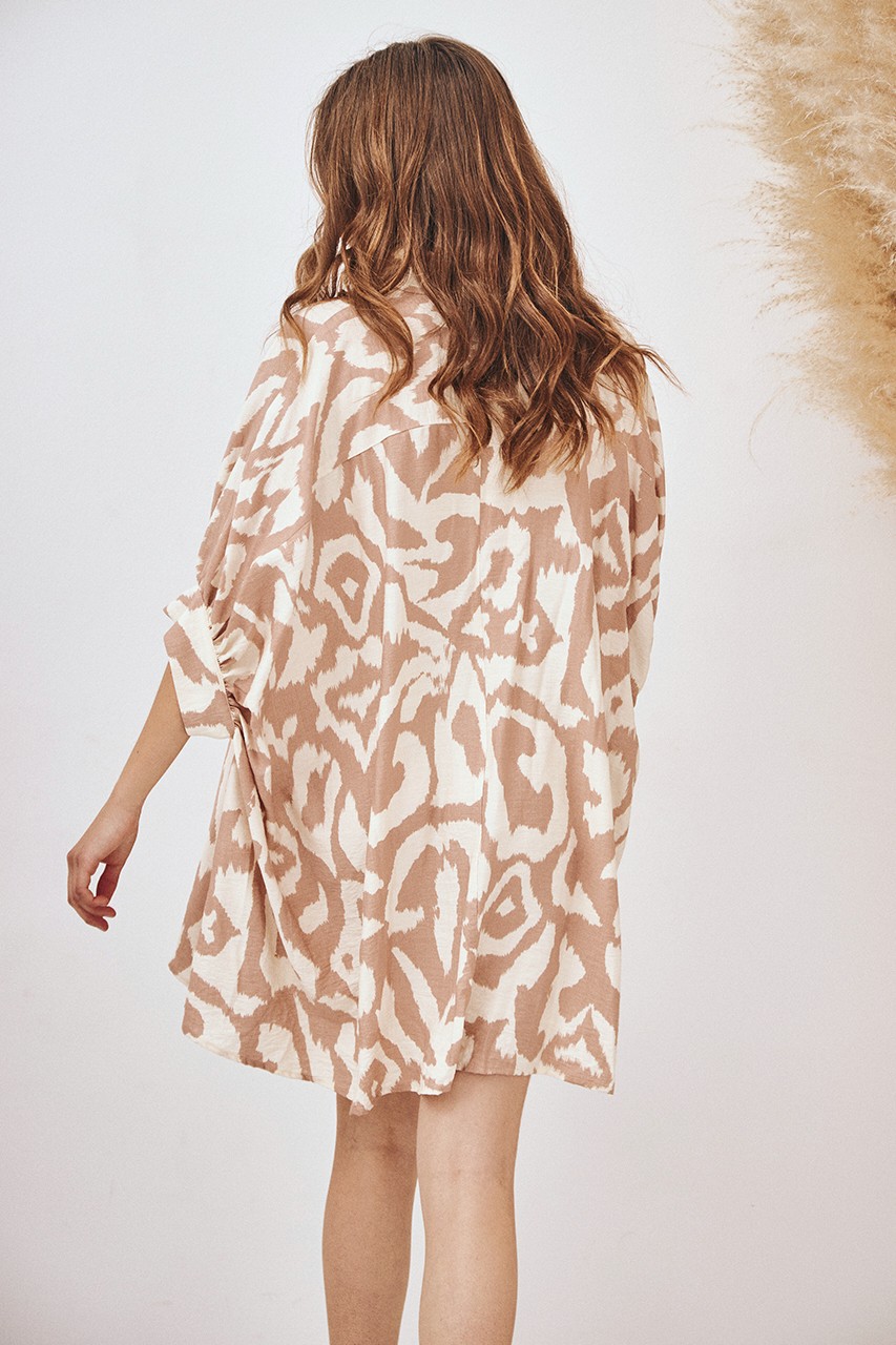 BLUSA CAMISERA TRAZOS 3