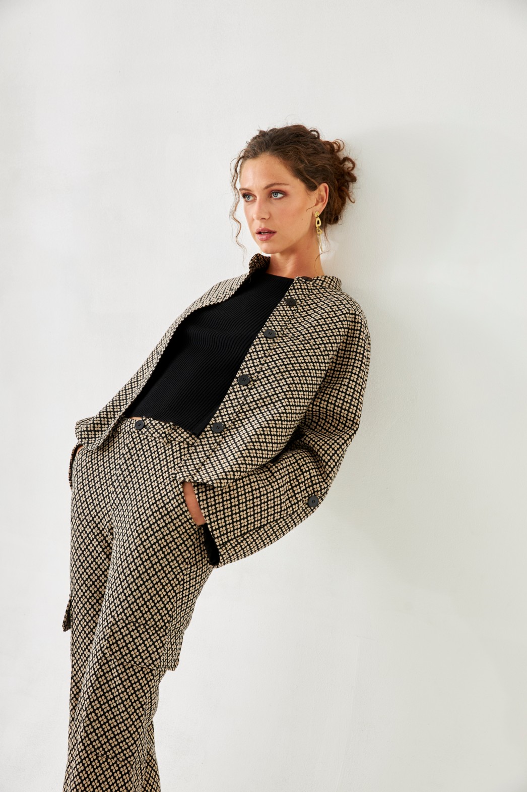 CHAQUETA JACQUARD PUNTO