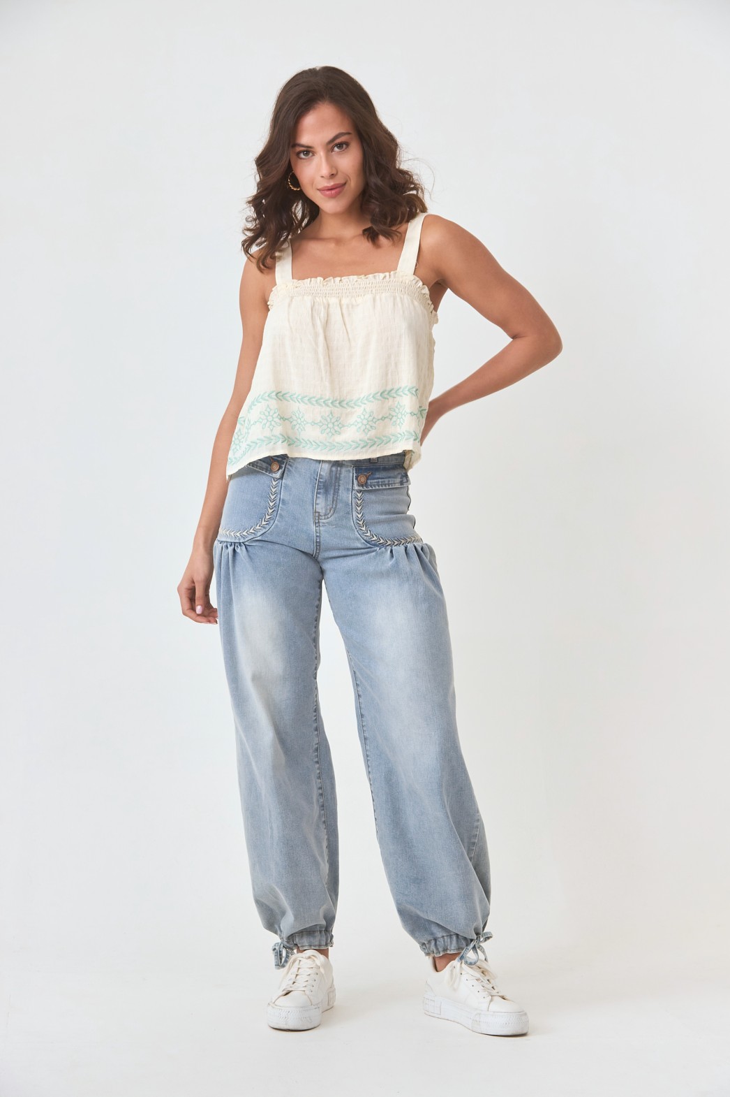 CONTRAST EMBROIDERED TOP 1
