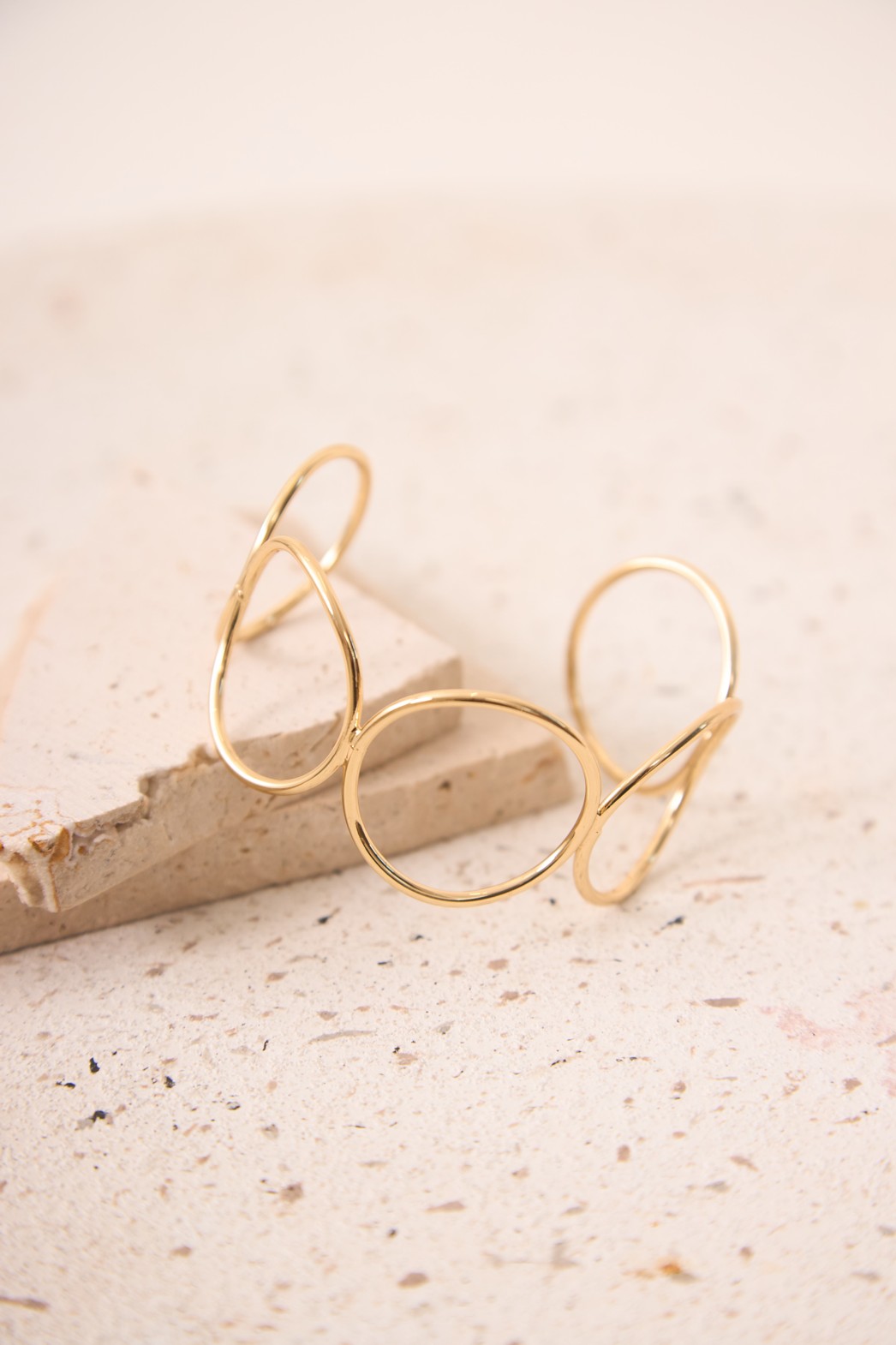 BRAZALETE METAL CÍRCULOS