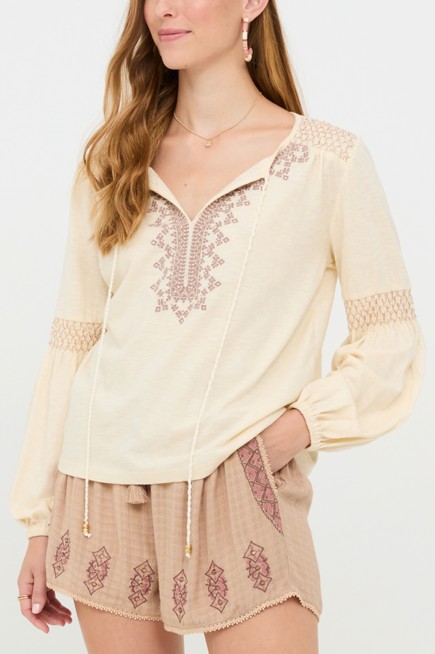 EMBROIDERED LONG SLEEVED T-SHIRT