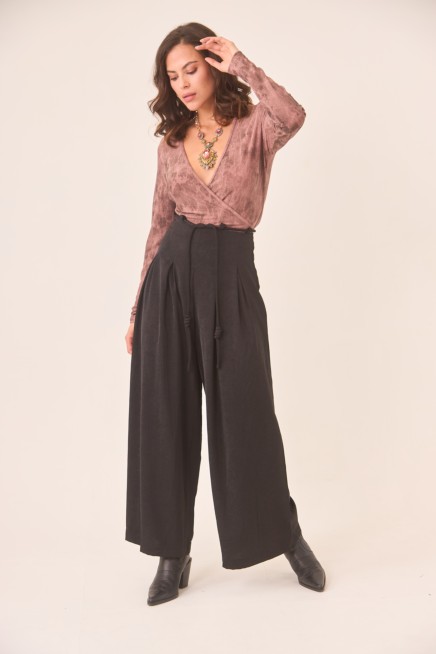 VISCOSE PALAZZO PANTS WITH DARTS