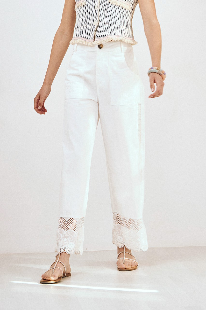PANTALÓN BAJOS BLONDA