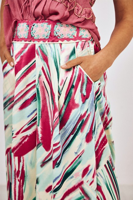 PANTALÓN FLUIDO ESTAMPADO