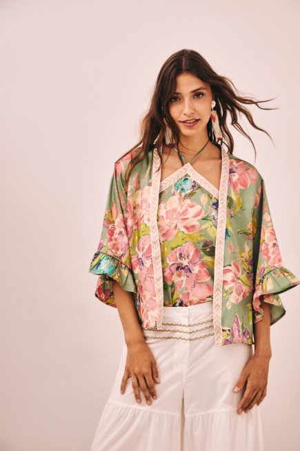 KIMONO ESTAMPADO DETALLE BORDADO