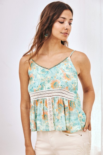 CROCHET FLORAL TOP