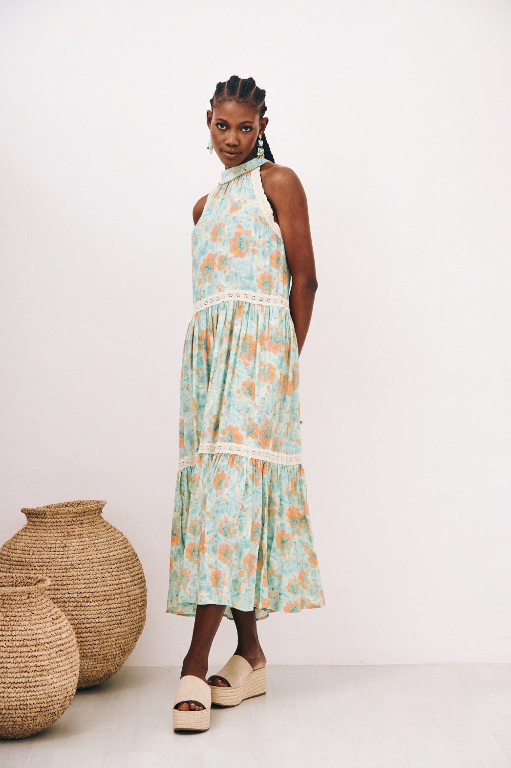 FLORAL HALTER DRESS