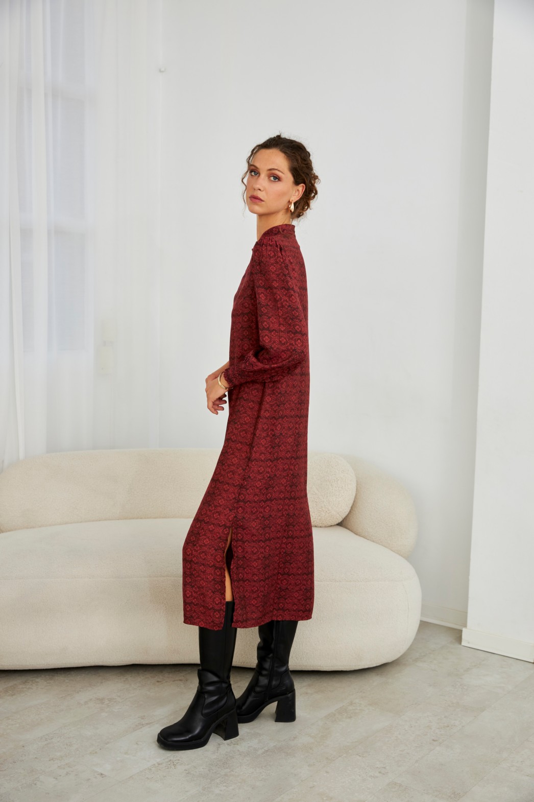 MAO NECKLINE FLORAL DRESS 2