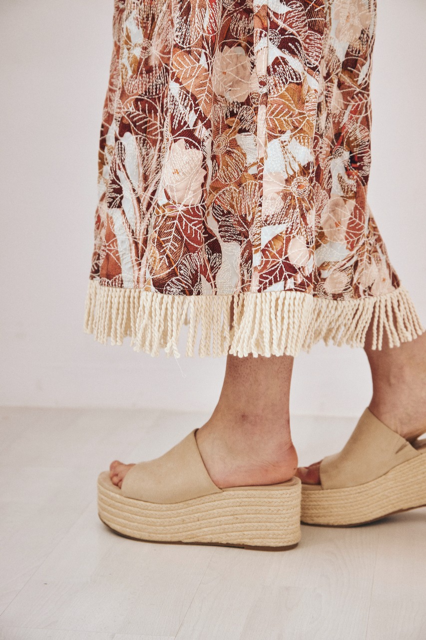 THREAD EMBROIDERED DRESS 5