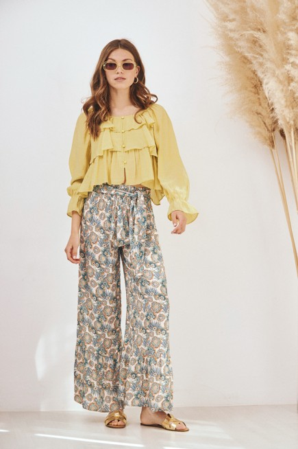 RUFFLES CROPPED BLOUSE