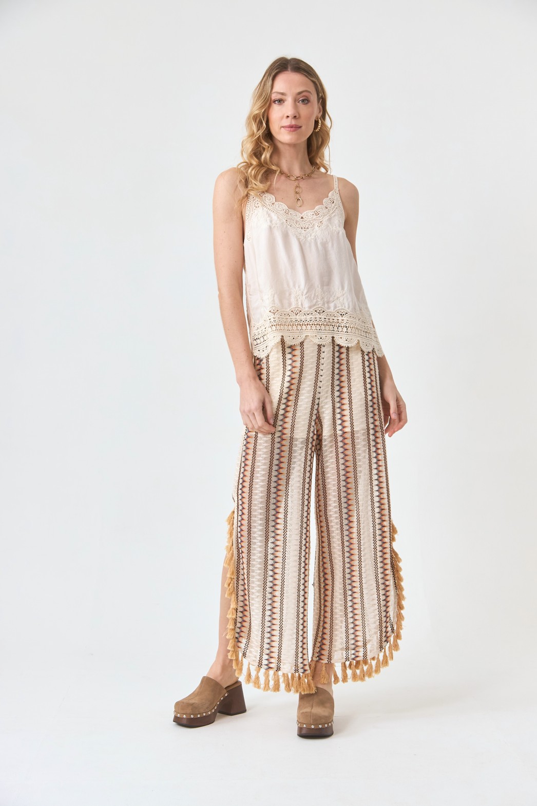TOP LENCERO BLONDA IVORY 2