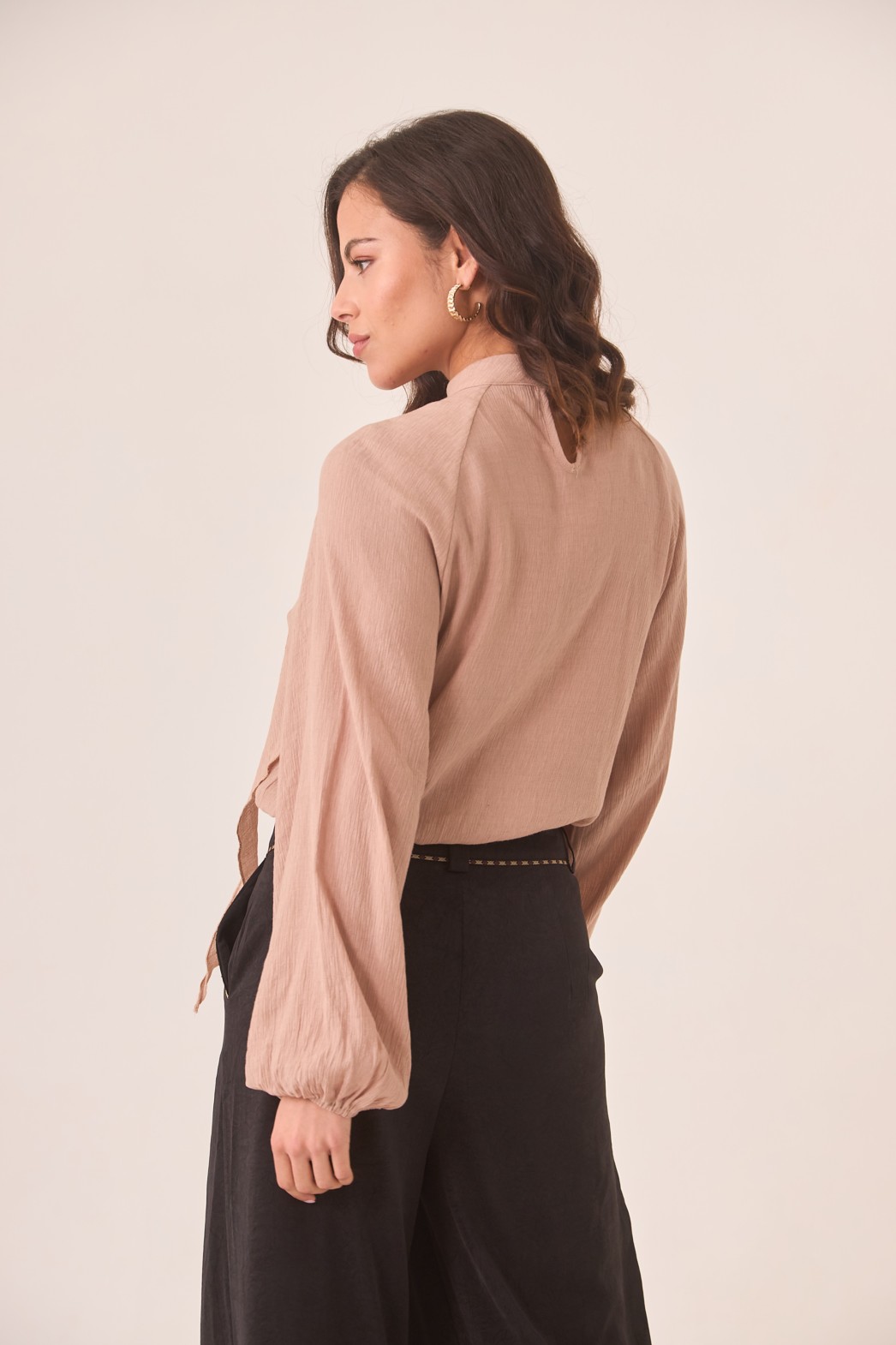 VISCOSE BLOUSE WITH CUT OUT NECKLINE AND FLOUNCES 3