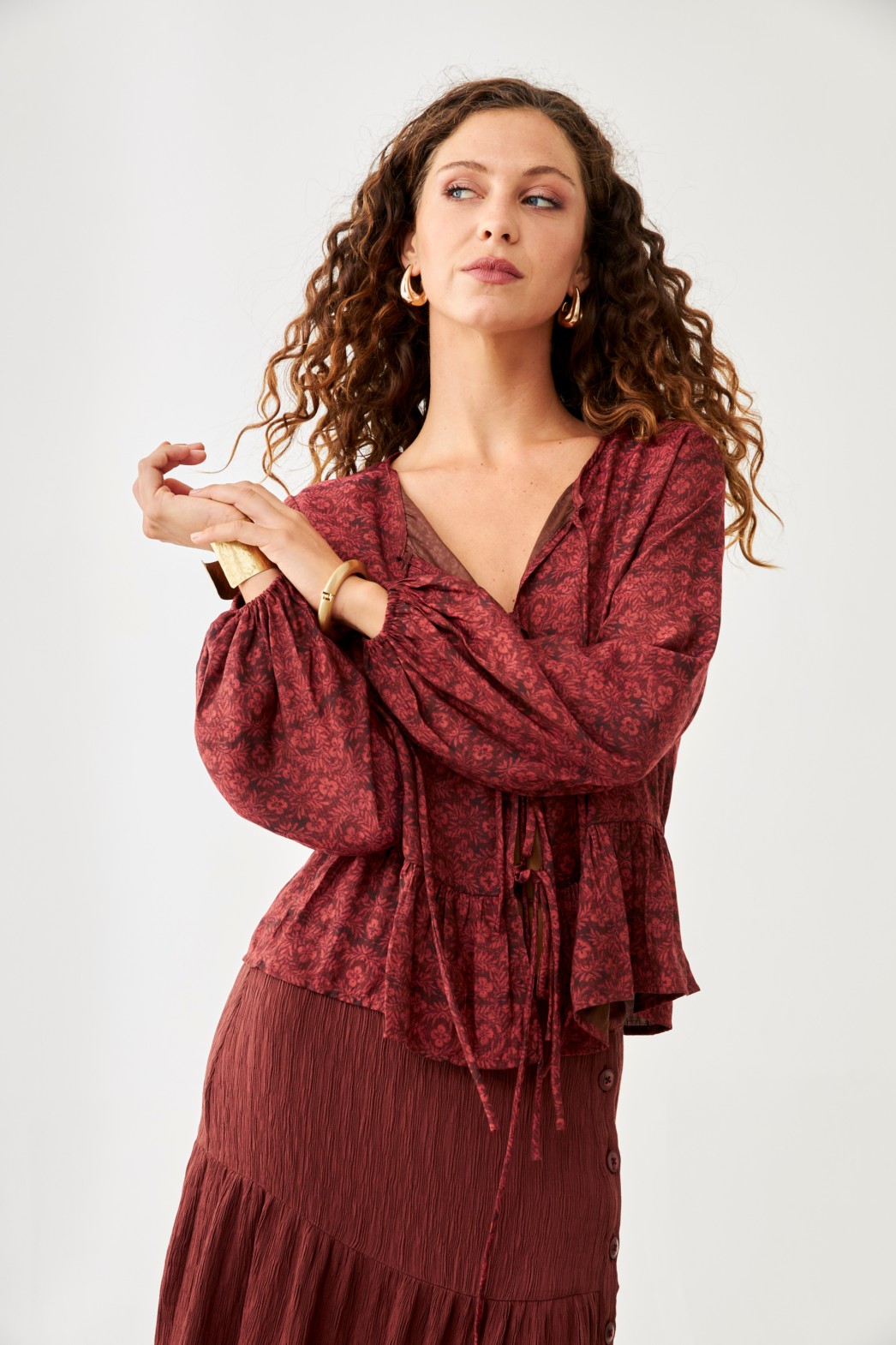 BLUSA FLORAL LAZOS