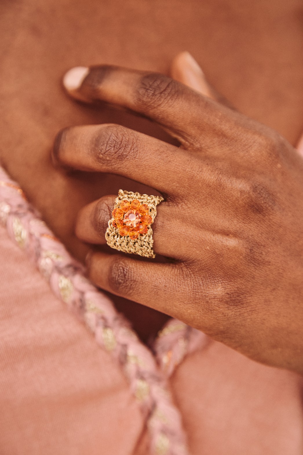 MESH RING FLOWER ORANGE EMBROIDERY