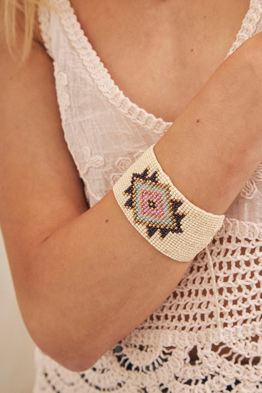 PULSERA ANCHA ABALORIOS