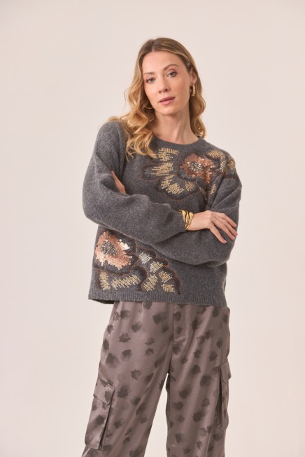 ROUND NECK SWEATER WITH FANTASY FLOWERS