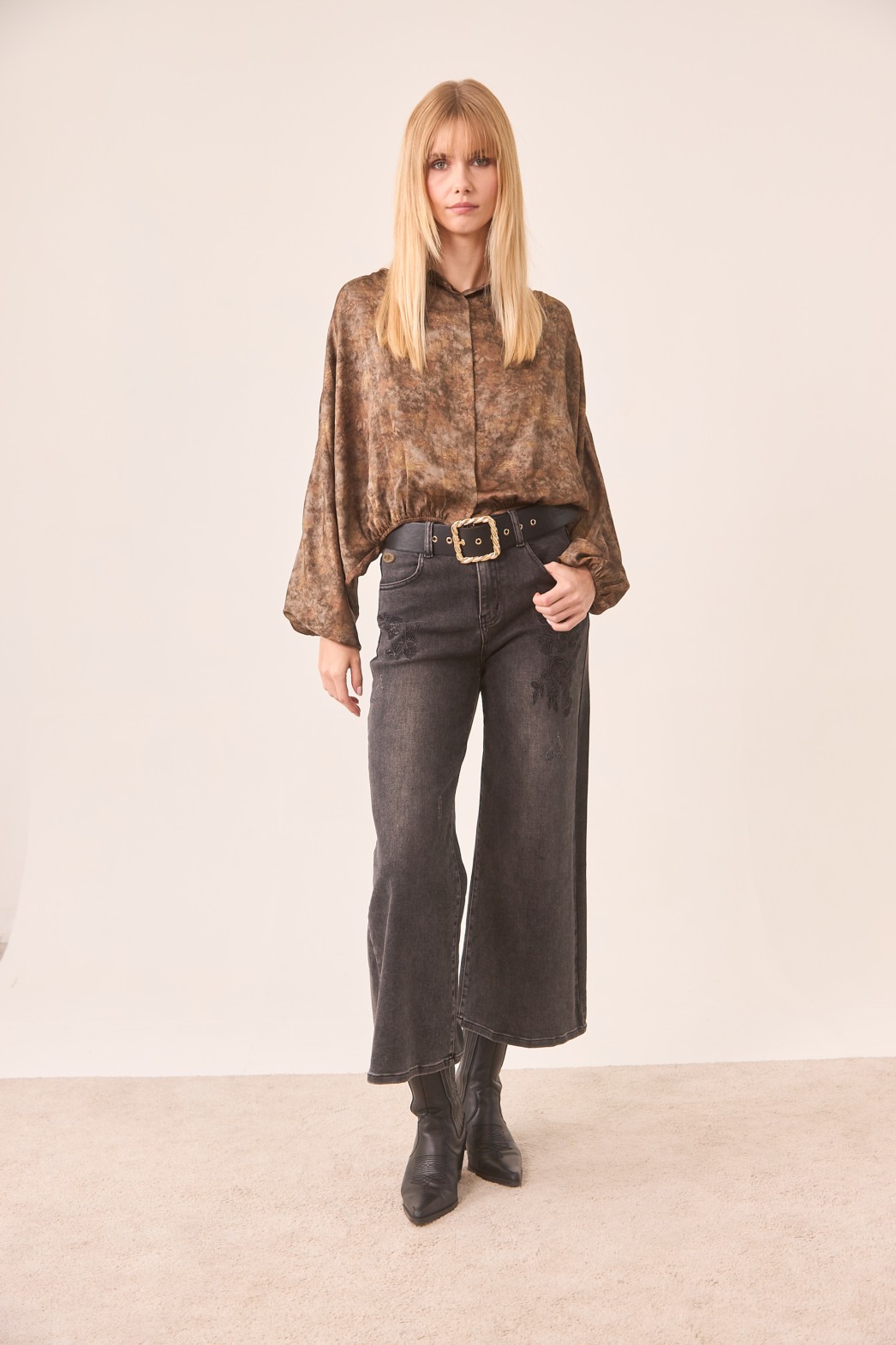 BALL SLEEVE PRINTED BLOUSE 1