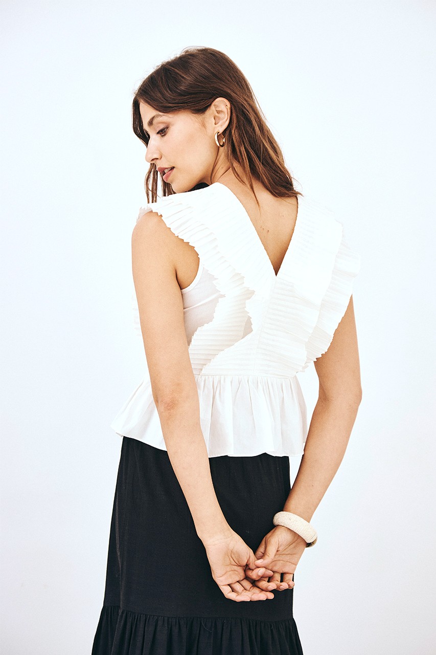 RUFFLES PLEATED TOP 2