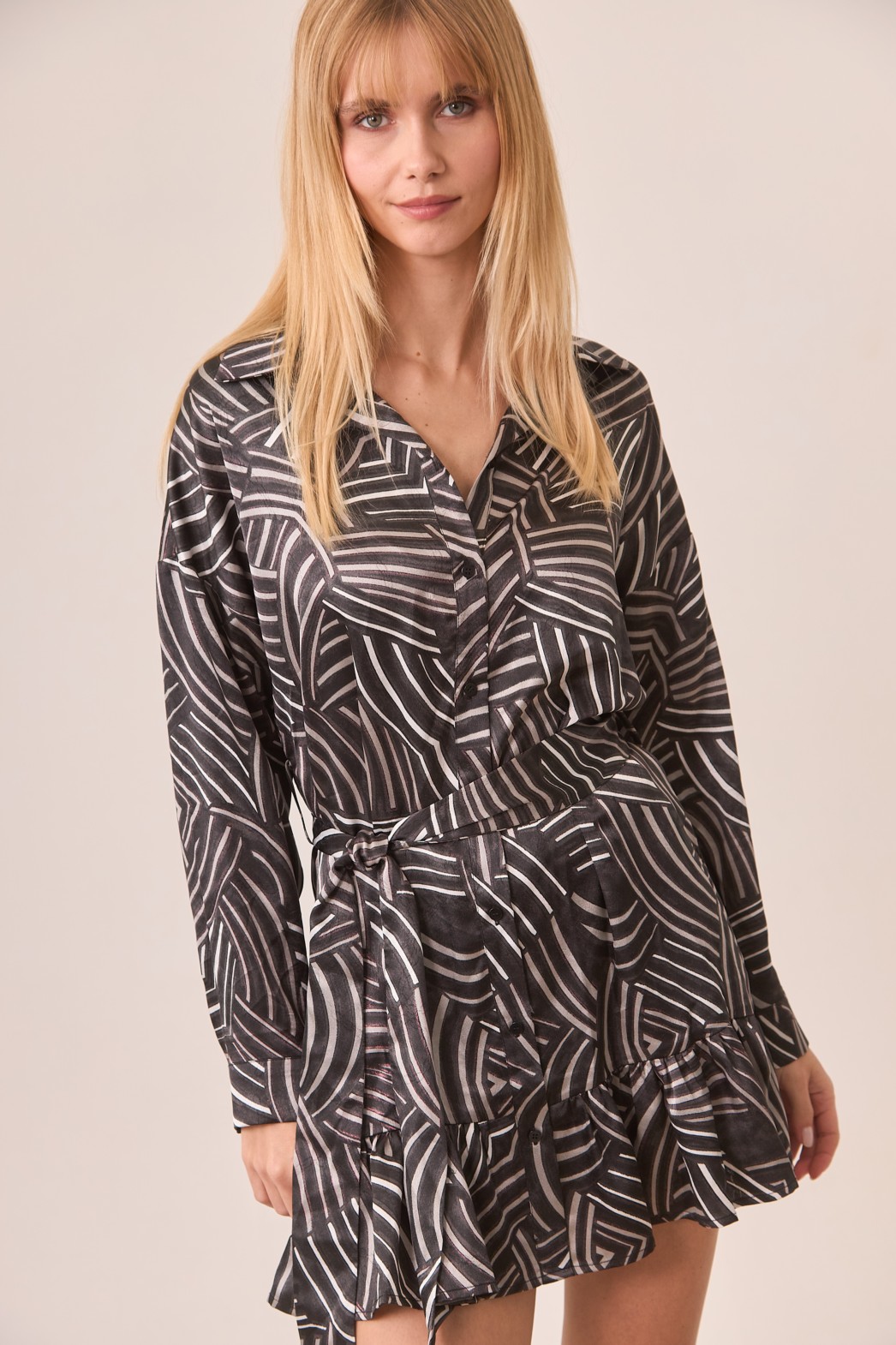 SHIRT NECKLINE SHORT DRESS