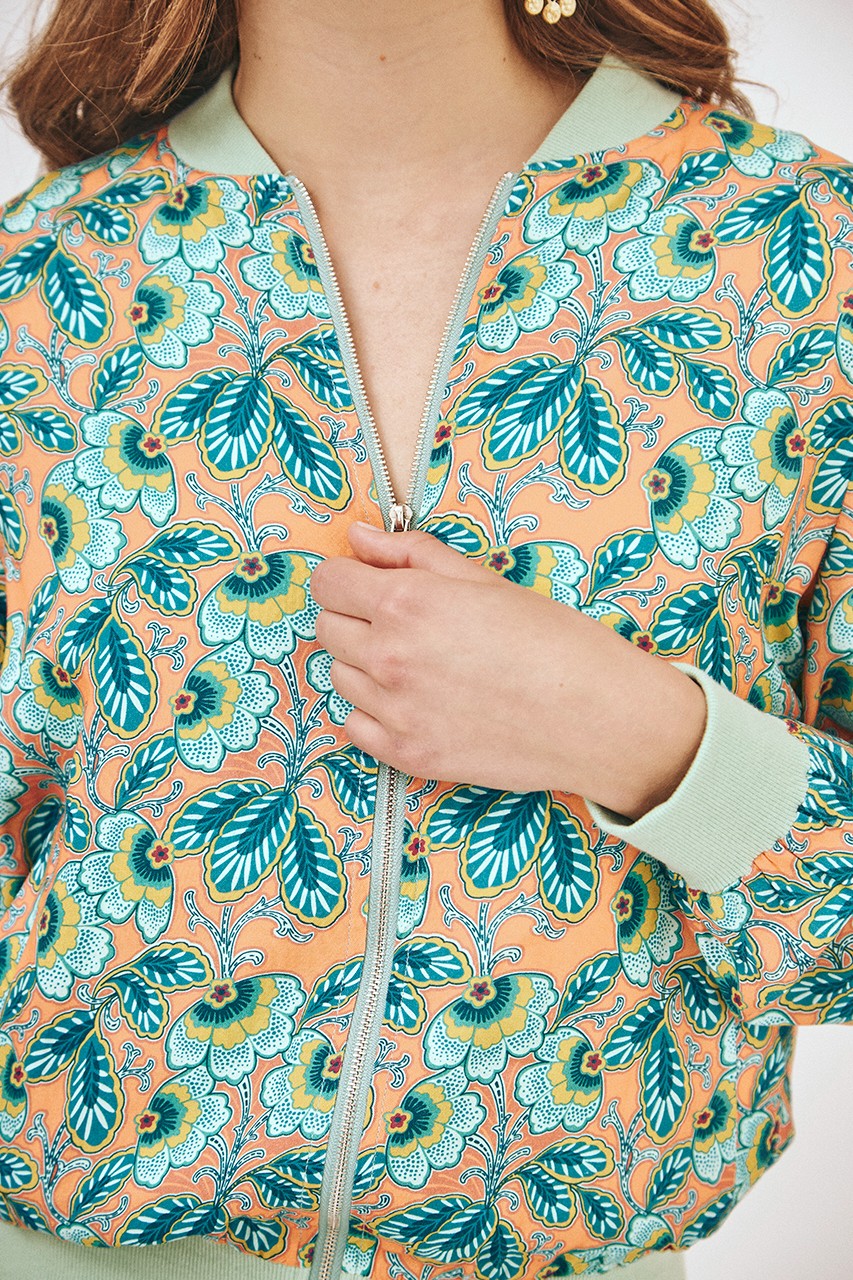 CHAQUETA BOMBER PLANTAS
